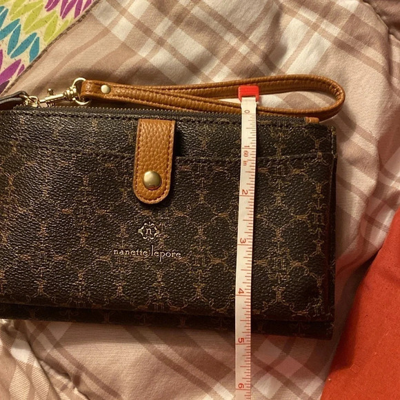 Nanette Lepore Vegan Leather wristlet wallet​ - Picture 9 of 9